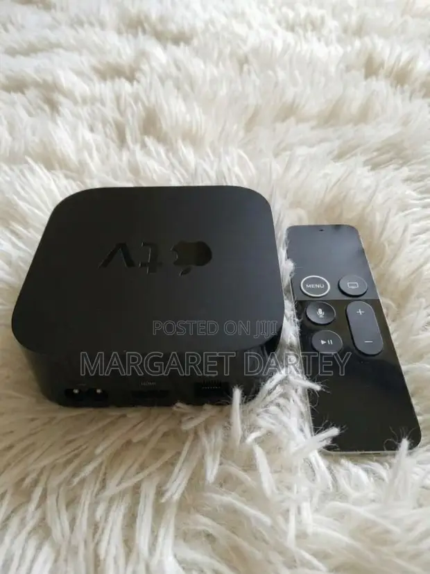 Apple TV 4K (1st Gen) 64GB - 1