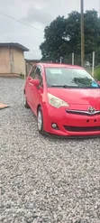 Toyota Verso 2011 Red - 1