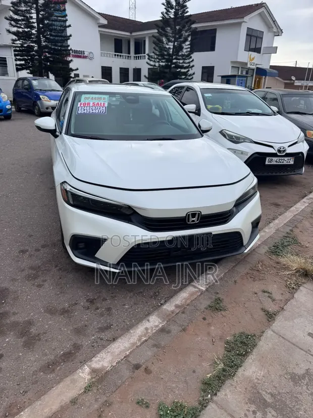 Honda Civic Touring CVT 2023 White - 1