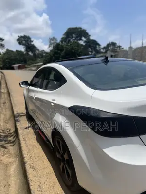 2013 Hyundai Elantra Limited Sedan FWD (1.8L 4cyl 6A) White