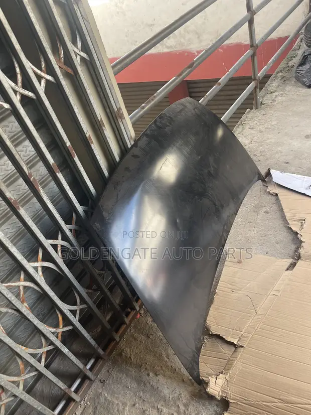 Honda Civic Bonnet (2006-2011) - 1