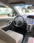 Toyota Vitz 2010 Silver - 3
