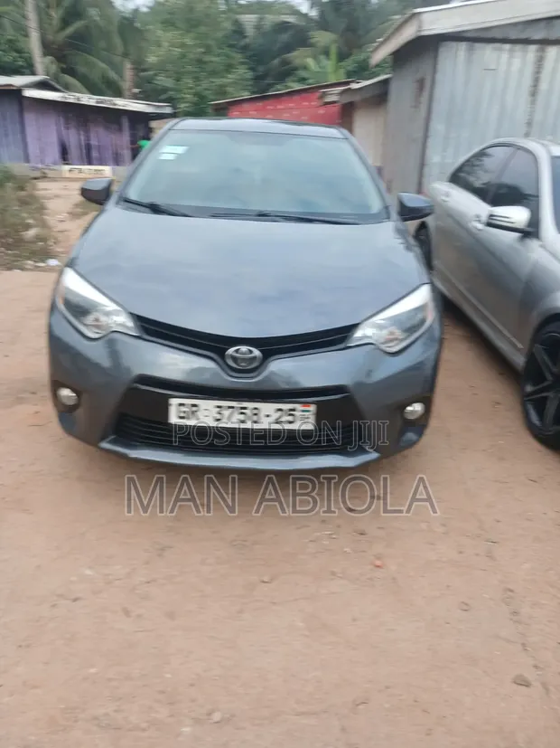 Toyota Corolla 2016 - 1