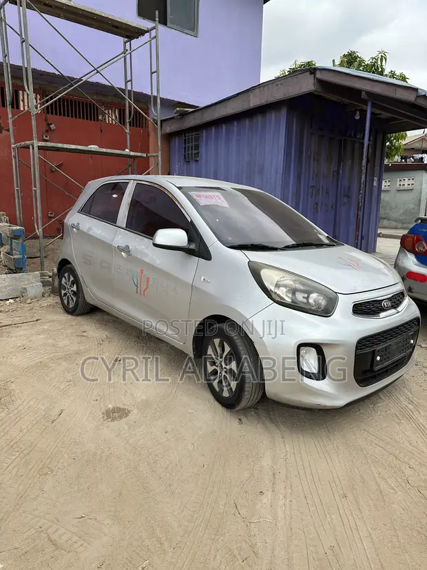 Kia Morning 2015 Silver - 1