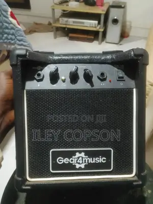 Gear4music Guitar Amplifier