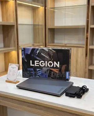 Lenovo Legion Y7000P IRX9 Gaming Laptop