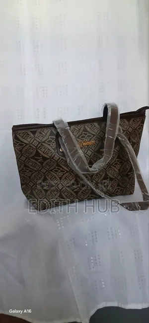 Ladies Genuine Leather Shoulder Bag