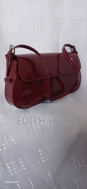 Ladies Quality Leather Handbag