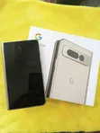 Google Pixel Fold 256GB Gold - 2
