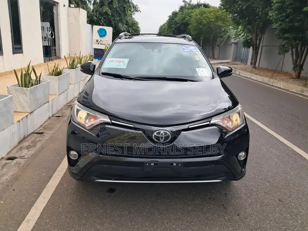 Toyota RAV4 2018 Black - 1
