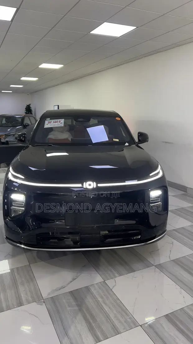 New Changan Nevo Q07 2025 Black - 1