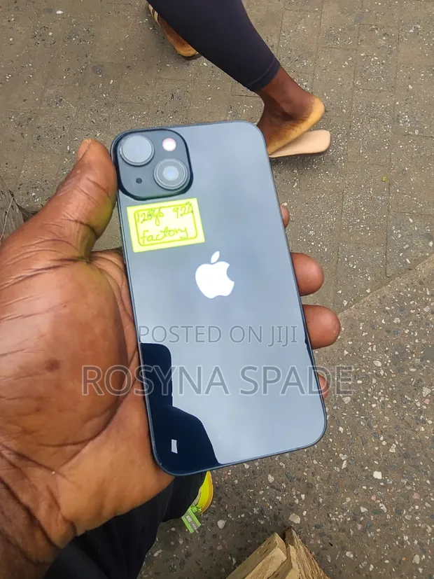 Apple iPhone 14 128GB Black (UK Used) - 1