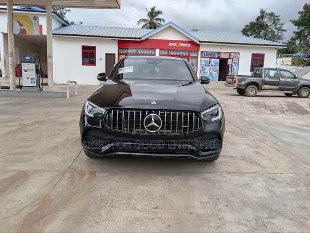 Mercedes-Benz C43 2023 Black - 1