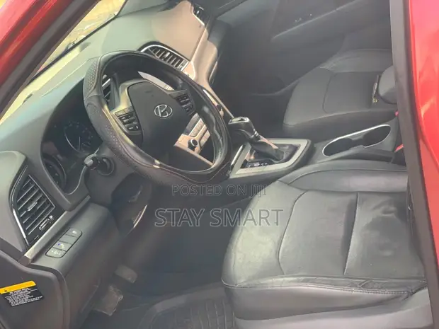 2018 Hyundai Elantra Limited Red - 1