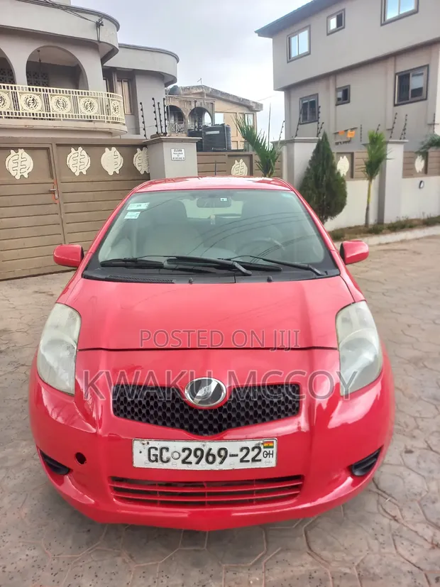 Toyota Vitz 1.5 FWD 3dr 2010 Red - 1
