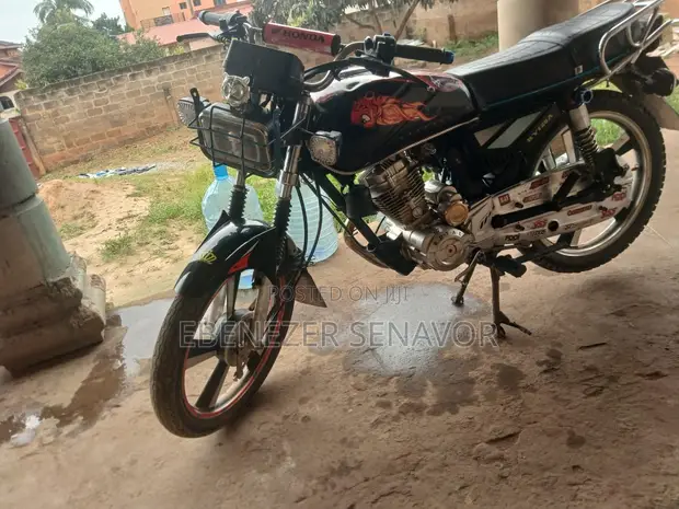 Royal RY125 Motorcycle 2025 Black - 1