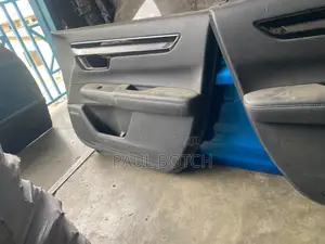 2024 Honda CR-V Front and Back Door Cards/Panels