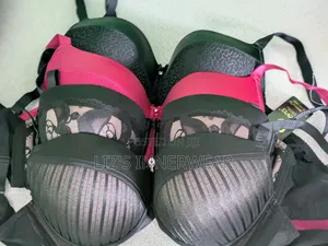 Lady's Big Cup Bra (42D-44D)