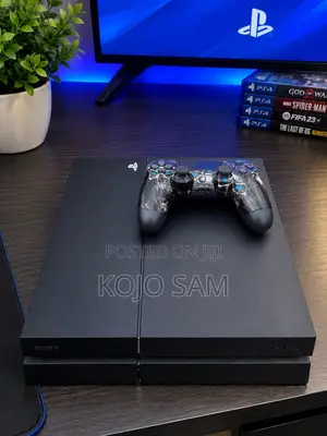 Jailbroken PS4 with 13 Games