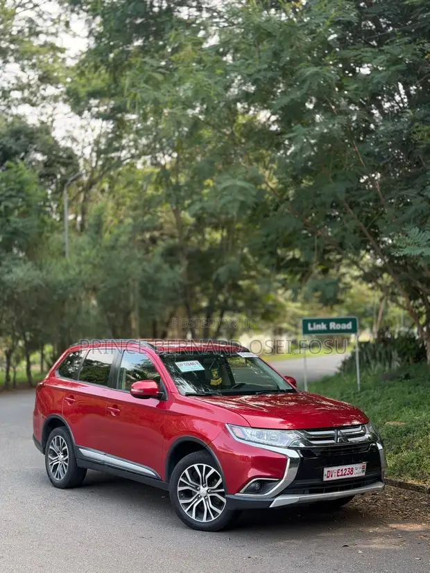 2017 Mitsubishi Outlander SEL FWD Burgundy - 1