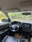 2017 Mitsubishi Outlander SEL FWD Burgundy - 3