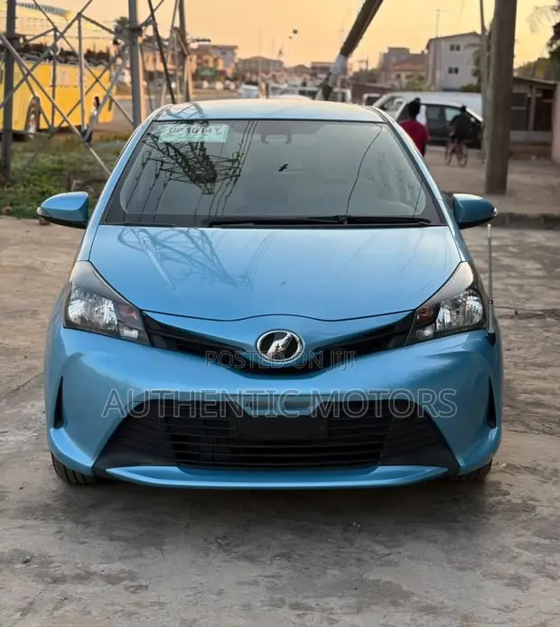 Toyota Vitz 2016 Blue - 1