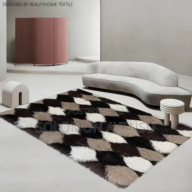 Diamond Pattern Shaggy Living Room Rug - 1
