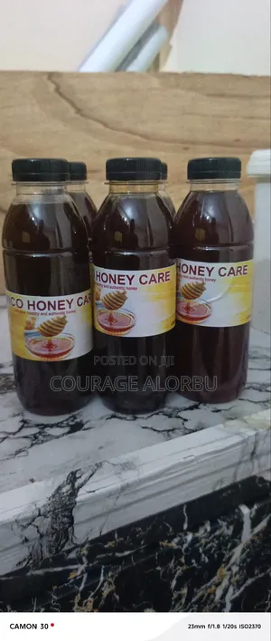 Original Undiluted Honey & Honeycomb