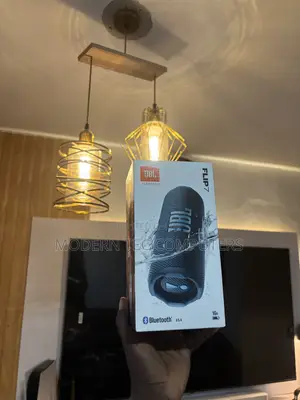 JBL Flip 7 Portable Bluetooth Speaker