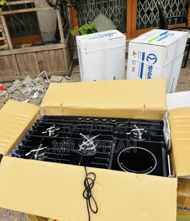 Kenwood 90cm 4 Gas + 1 Electric Hob (Black) - 1