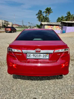 2014 Toyota Camry LE Sedan