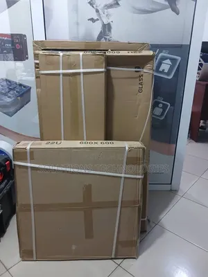 24U Server Rack (600x600x1200mm)