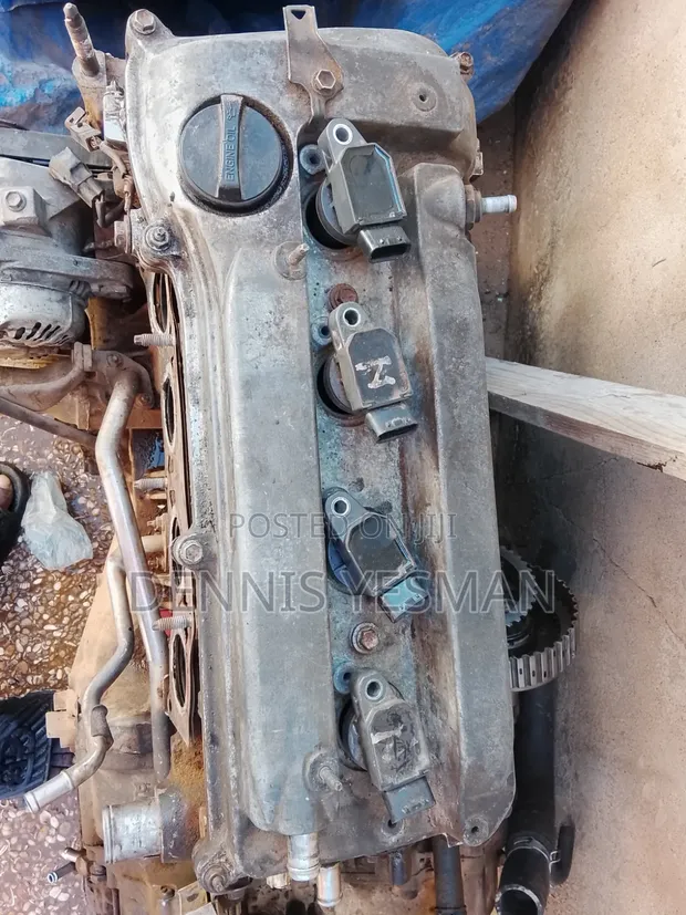 Toyota RAV4 Engine - 1