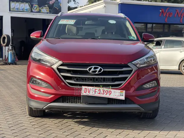 Hyundai Tucson Eco AWD 2017 Red - 1