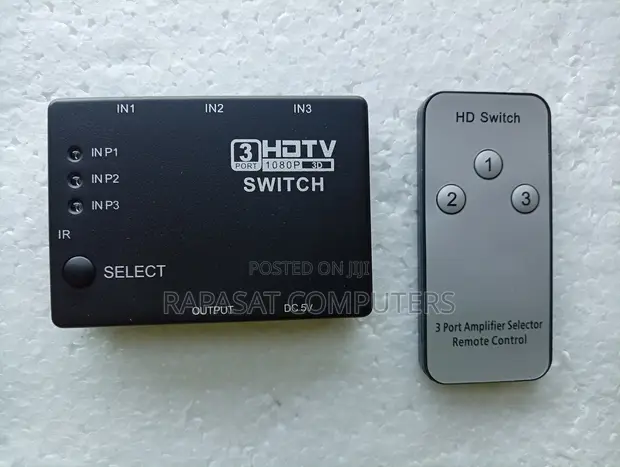 3-in-1 HDMI Switch with Remote - 1