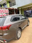 Mitsubishi Outlander ES FWD 2016 Brown - 5