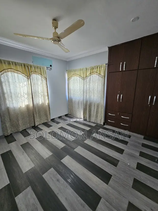 4 Bedroom House for Rent in Sakora - 1
