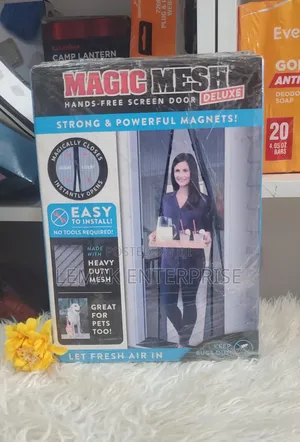 Magic Mesh Deluxe Hands-Free Screen Door