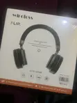 Five Core QuietComfort Wireless Headphones - Brand New - 2