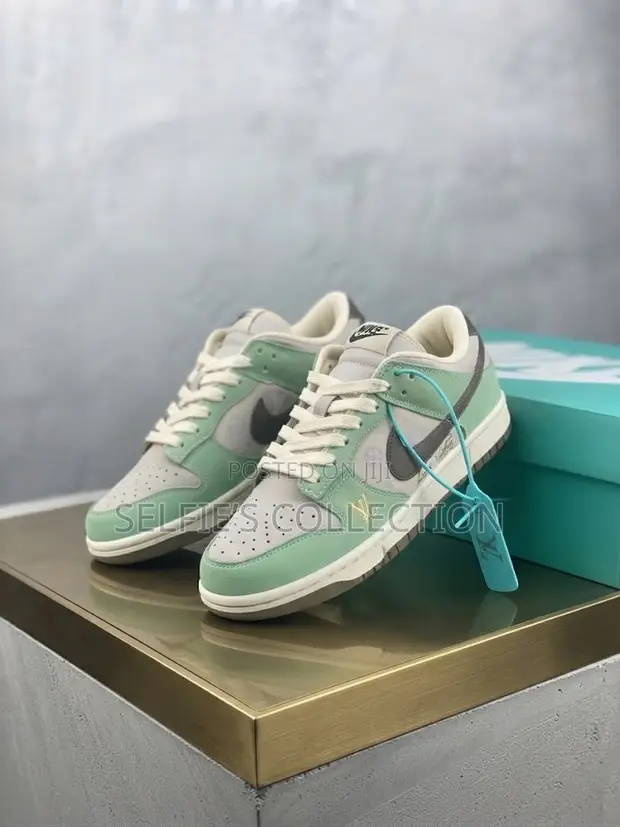 Nike Sneakers - 1