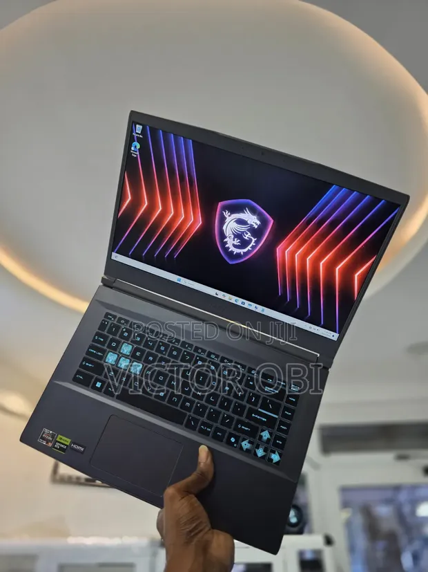 MSI GF75 Thin Gaming Laptop - AMD Ryzen 5, RTX 3050, 512GB SSD - 1