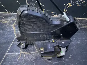 Toyota Corolla 2005-2008 Door Lock