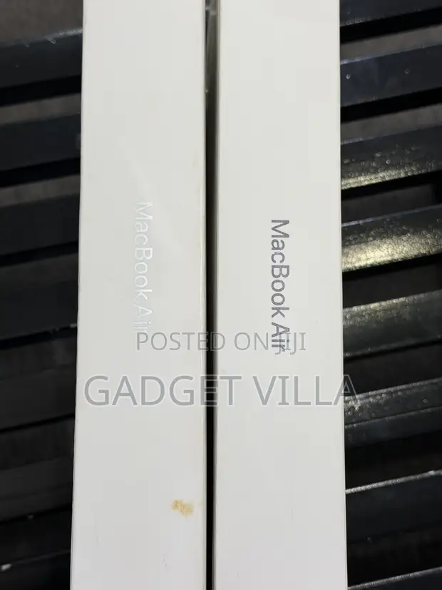 Apple MacBook Air 2025 M4 16GB RAM 256GB SSD - 1