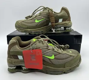 Nike Shox R3 Sneakers