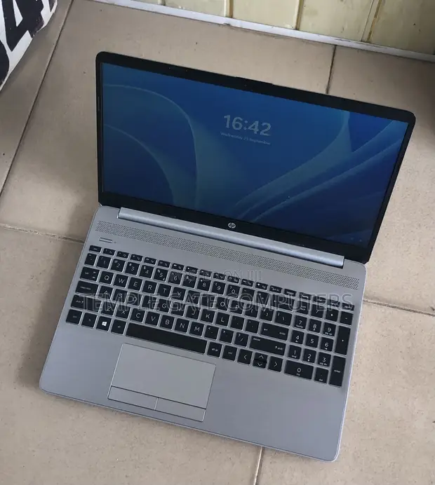 HP 15 Laptop: Intel Core i5, 16GB RAM, 512GB SSD - 1