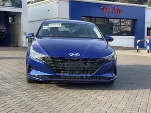 Hyundai Elantra SEL 2023 - Blue