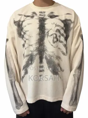 100K Unisex Tops and Down Clothing
