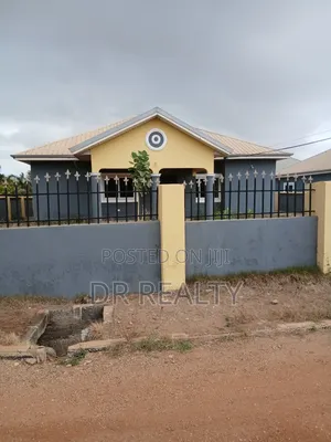 3 Bedroom House for Rent in Adom Estate, Community 25