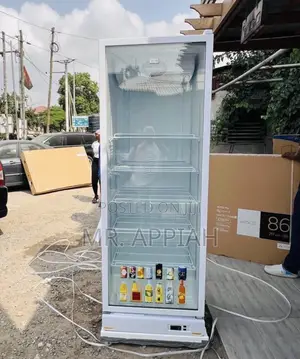 Sleek Zara 600bf Single Door Display Fridge (591L)
