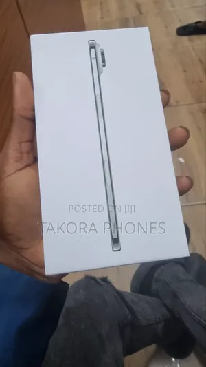 New Apple iPhone Air 256GB Black